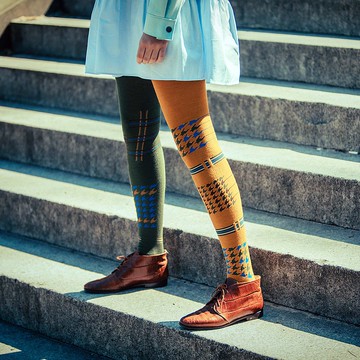 皮皮 Pippi 苔蘚綠與芥末黃不對稱羊毛混紡褲襪