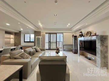 悅龍灣頂級裝潢大3房3衛~B1連號雙平車｜高雄市鼓山區龍水二路