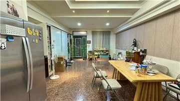 榮總特區店面住家創業首選｜高雄市左營區榮成二街