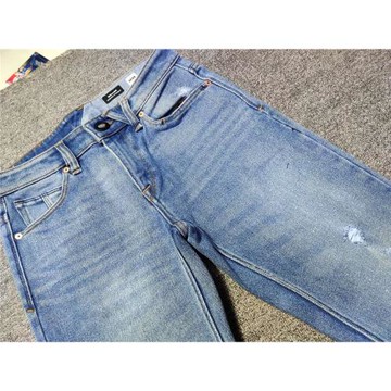 美潮 街頭滑板 鉆石刺繡 標準直筒彈性牛仔褲 有大碼