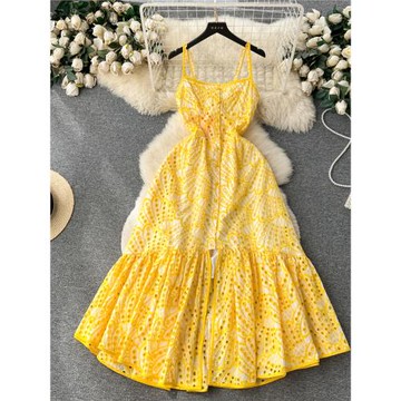 海邊度假風夏季別致吊帶連衣裙