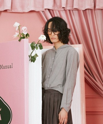 超寬鬆連帽襯衫 (背後附金屬環)