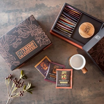 [中秋節禮物]【TRIBO COFFEE】金銀島濾掛式咖啡禮盒 白相思木陶瓷杯 (15入/ 15種口味)[3日內出貨]