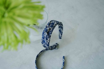 古董領帶改製手工髮箍-Hermès-馬具印花-藍-蝴蝶結/窄版