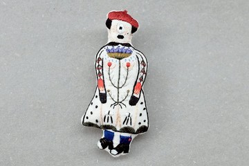 by.dorisliu 一目國公主 人手刺繡 玩偶 扣針