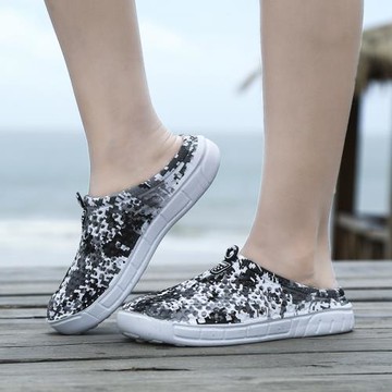 洞洞鞋男士涉水新款夏季外穿拖鞋防滑軟底迷彩潮流包頭涼鞋沙灘鞋