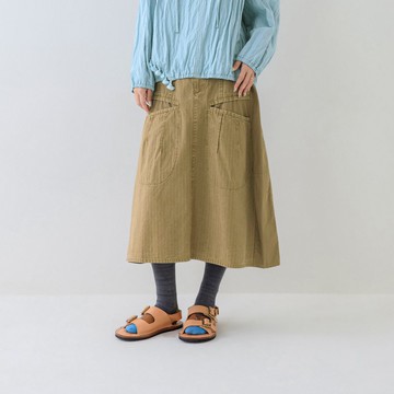 跳脫咪眼段裁A字裙