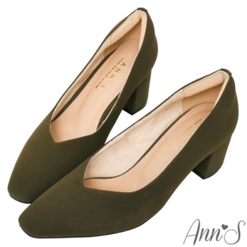 Ann’S天堂版型-顯瘦V口霧面純色粗跟方頭跟鞋-墨綠
