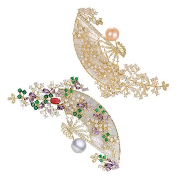 RJ New York 淡粉珍珠花漾扇型水鑽胸針別針兩用款(2色可選)