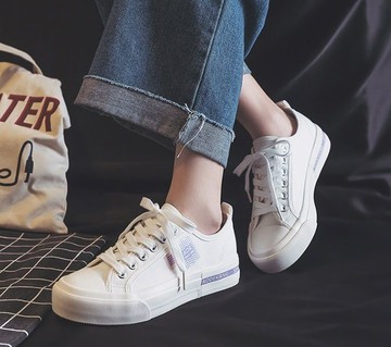 小白鞋女透氣厚底鞋百搭休閒運動板鞋子女秋季新款