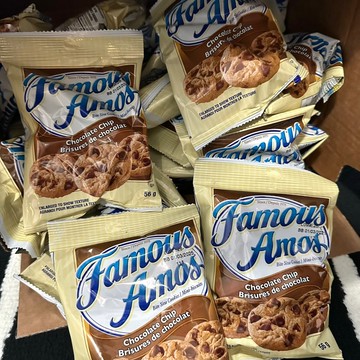 一週抵台🇨🇦 加拿大 Famous Amos巧克力餅乾 巧克力豆🍫 小包裝 方便攜帶 零食餅乾 下午茶點心 推薦👍🏼