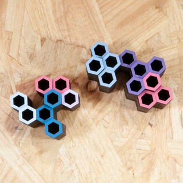 蜂巢狀筆筒 3 繡球花色