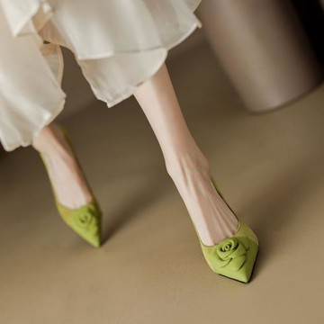 IOUYOH 颯美減齡~細跟6.5cm 芥末黃真皮尖頭復古花朵高跟鞋女氣質