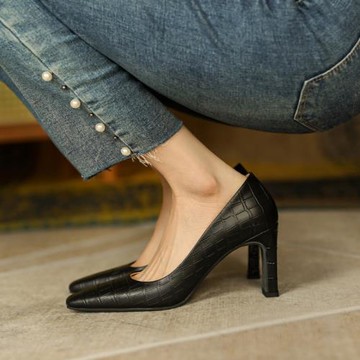 歐洲站顯腿長~ 強推！法式復古軟皮方頭淺口粗跟單鞋女性感高跟鞋