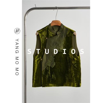 新中式國風絲絨馬甲漂亮好看苔蘚綠上衣坎肩2025年新款疊穿背心