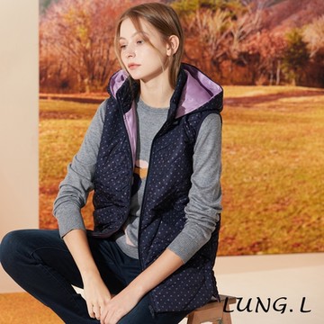 LUNG.L林佳樺 藍色印紫色點點鋪棉連帽長版女裝背心LR08D