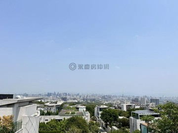 富豪聚落｜精湛台中會首排｜獨棟私人溫泉電墅洽｜台中市烏日區溫泉路