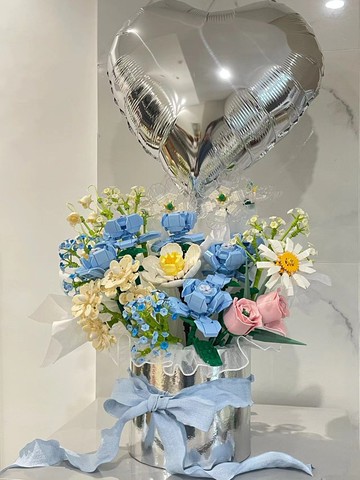 免運/開發票 現貨速發 佳奇積木花束女孩系列拼裝玩具藍玫瑰花男生520生日禮物