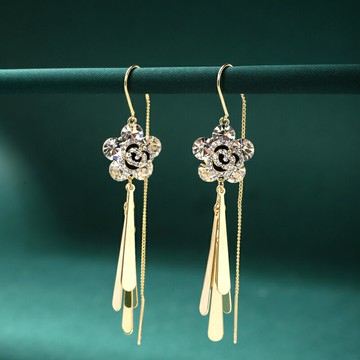 耳線女2021新款高級感耳環網紅耳飾潮流春夏百搭仙氣氣質設計耳墜