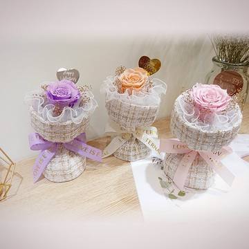 【KIRA與花花藝】小香風玫瑰永生花花束/小款/心有暖陽/橘/生日花束/情人節花束/畢業花束/生日禮物/情人節禮物/母親節花束