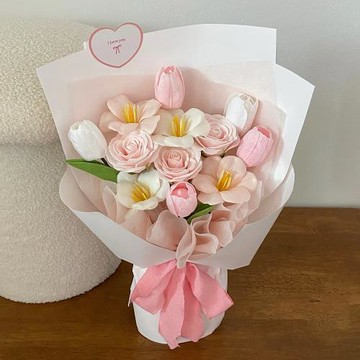 【台灣現貨】多巴胺風花束 網紅花束(情人節 生日 婚禮 告白 交換禮物 畢業禮物)