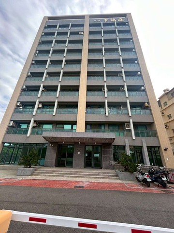 9年屋~臨好市多、頭洲國小電梯美3房車｜桃園市新屋區中山東路二段