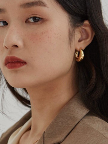 Chunky Circle Gold Earring