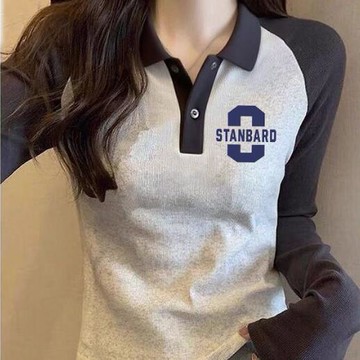 愛依依 長袖T卹 長袖上衣 印花T卹S-2XL新款小眾美式設計感修身款校園風插肩袖T卹-12329.