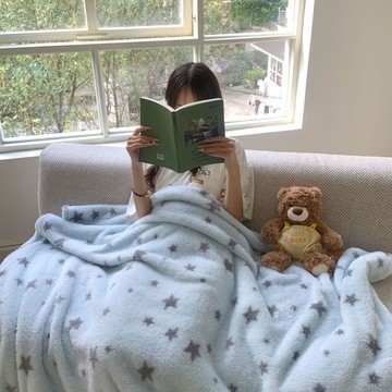 🥇臺灣熱賣🥇冬季加厚搖拉絨毯子辦公室午睡披肩毛毯牛奶絨休閒毛毯宿舍小蓋被