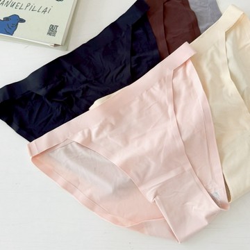 【現貨】冰絲無痕內褲 抗菌內褲 無痕內褲 純棉 三角內褲 女生 內褲 D377