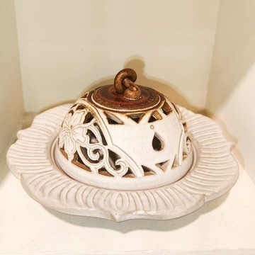 荷香美韻 簍空圓雕聞香爐 鶯歌燒 香座 環香座 香插