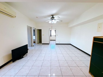 專任嶺東科⼤高樓採光三房｜台中市南屯區向上路五段