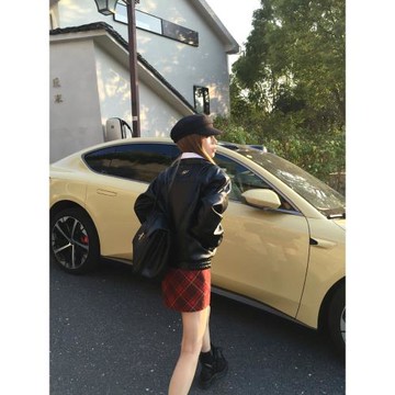 2025新款復古紅色格紋半身裙女大碼設計感高腰顯瘦a字包臀短裙子