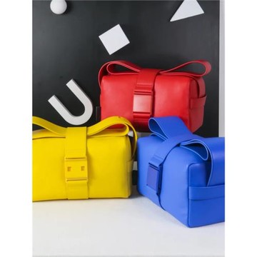 軟皮瑜伽健身包單肩斜挎包手提百搭早春大容量運動吐司包男女潮包