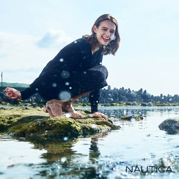 Nautica 女裝 休閒簡約素面V領洋裝-黑色