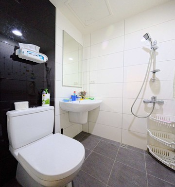 悅讀ABC｜三房兩衛｜格局方正入門首購好選擇｜高雄市鳳山區鳳甲一街