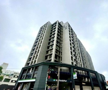 詠勝尊悅總裁老闆的年輕大露臺廠辦｜新北市樹林區保安街二段