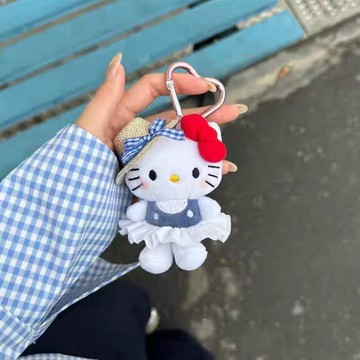 【臺灣-出貨🔥】愛心 KT 貓毛絨掛件 可愛玩偶公仔鑰匙圈 包包吊飾閨蜜交換小禮物 KT 貓鑰匙扣 毛絨掛飾 包包掛件