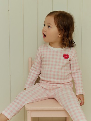 【新品】粉桃細格日常-科技舒棉衣長袖韓國童裝-K66809