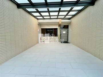 四套房車庫美墅｜台中市大里區三民一街