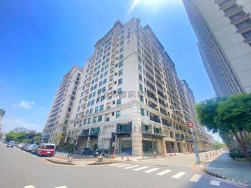 東區．鄰商圈校園．世界帝心3房+平面車位｜台南市東區崇仁街