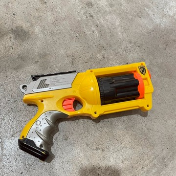 [沐沐屋] Nerf N-Strike Maverick REV-6 左輪飛鏢槍(原廠發射力不強)