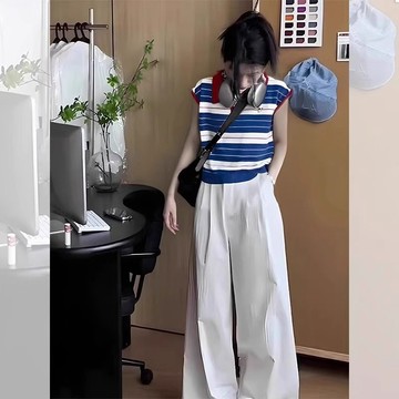 輕便好搭🌷 韓系藍色條紋小飛袖短袖t恤女夏季設計感冰絲針織短款正肩上衣薄 夏季上衣 t恤