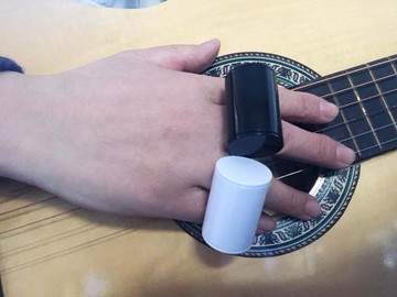 尤克里里吉他非洲鼓手鼓卡宏箱鼓手指沙錘沙球沙鈴沙蛋打節奏響鈴