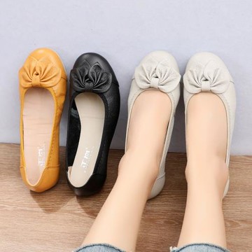 真皮女單鞋平底軟底媽媽鞋淺口舒適女款圓頭中老年豆豆鞋透氣皮鞋