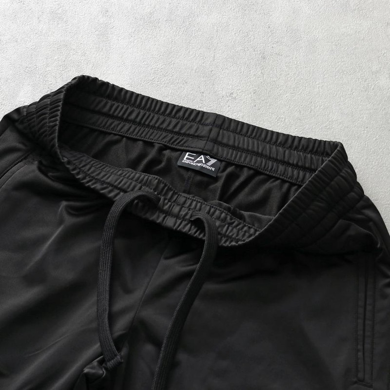 EA7 EMPORIO ARMANI エアセッテ エンポリオアルマーニ