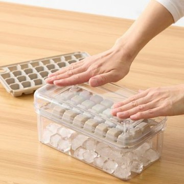【3COINS】大容量60顆製冰盒 一按取冰冰塊模具