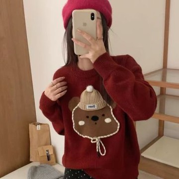 La Belleza圓領減齡可愛卡通戴毛帽小熊提花保暖棉羊絨針織毛衣
