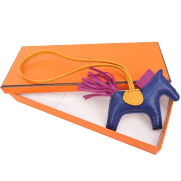 HERMES 愛馬仕 小羊皮手工馬兒吊飾(小/深藍x芥黃)