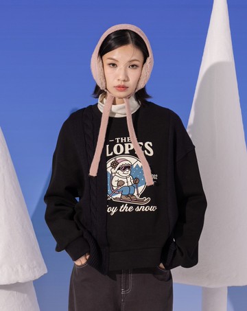 奶奶滑雪拼接毛衣織片大學T(兩色)